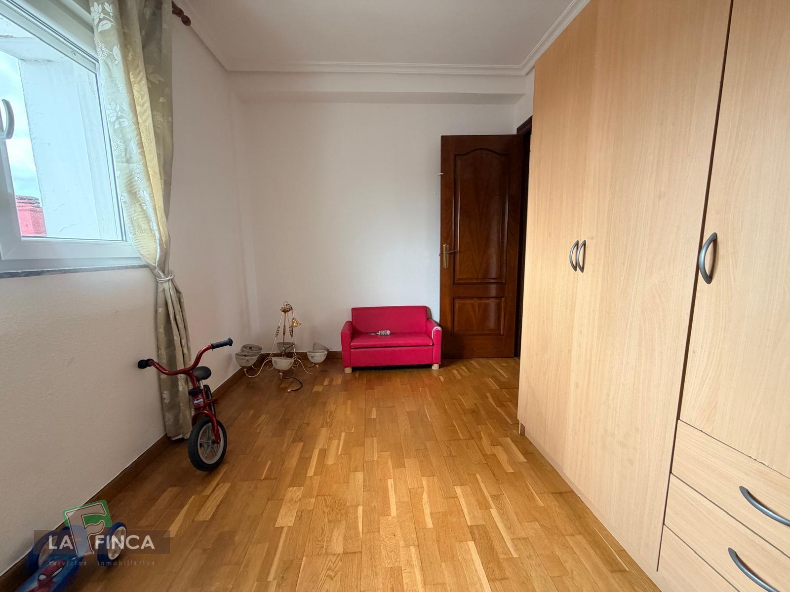 Venta de piso en Castrillón