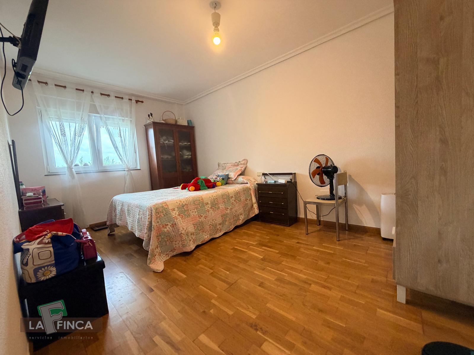 Venta de piso en Castrillón