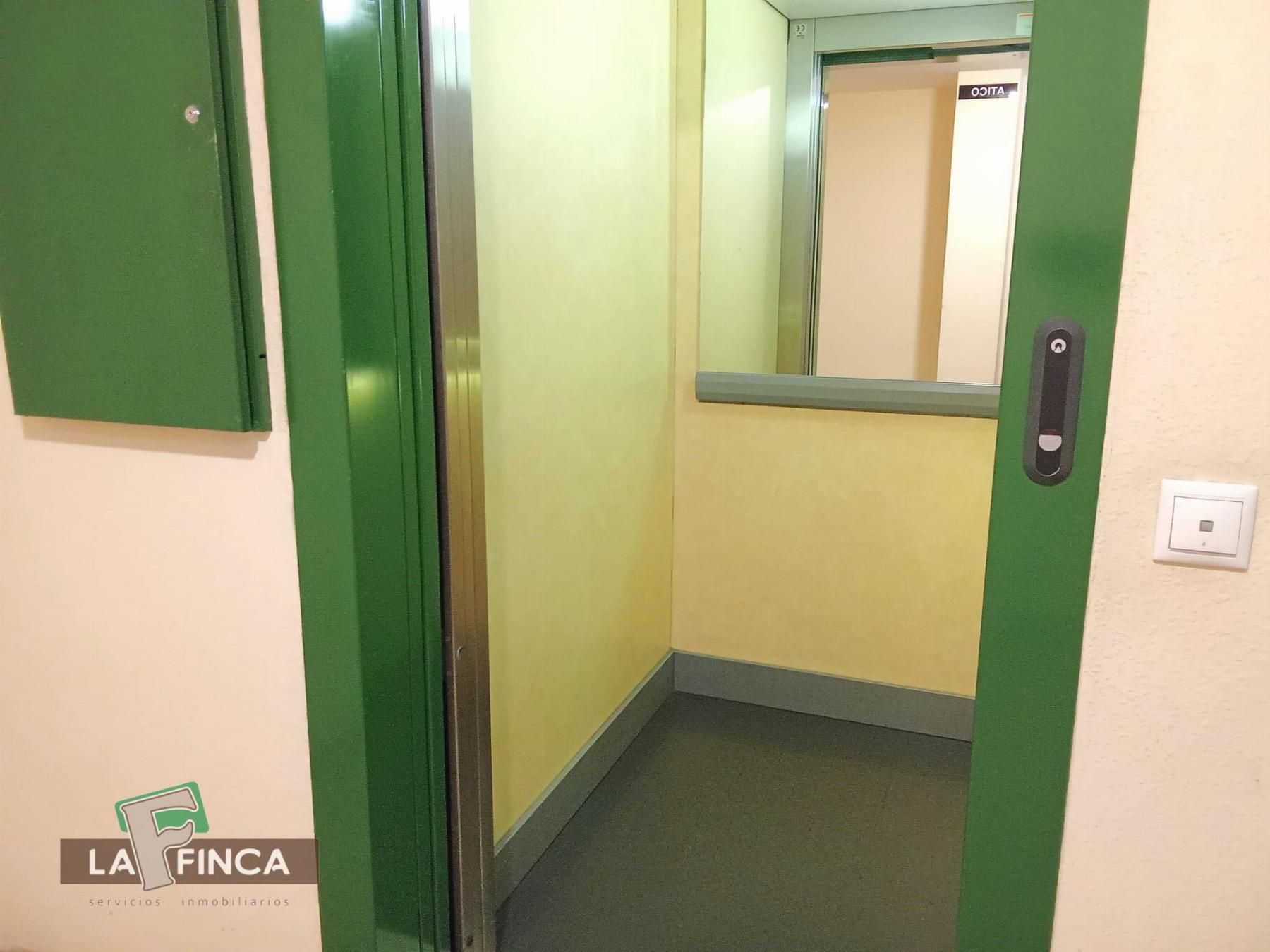Venta de piso en Oviedo