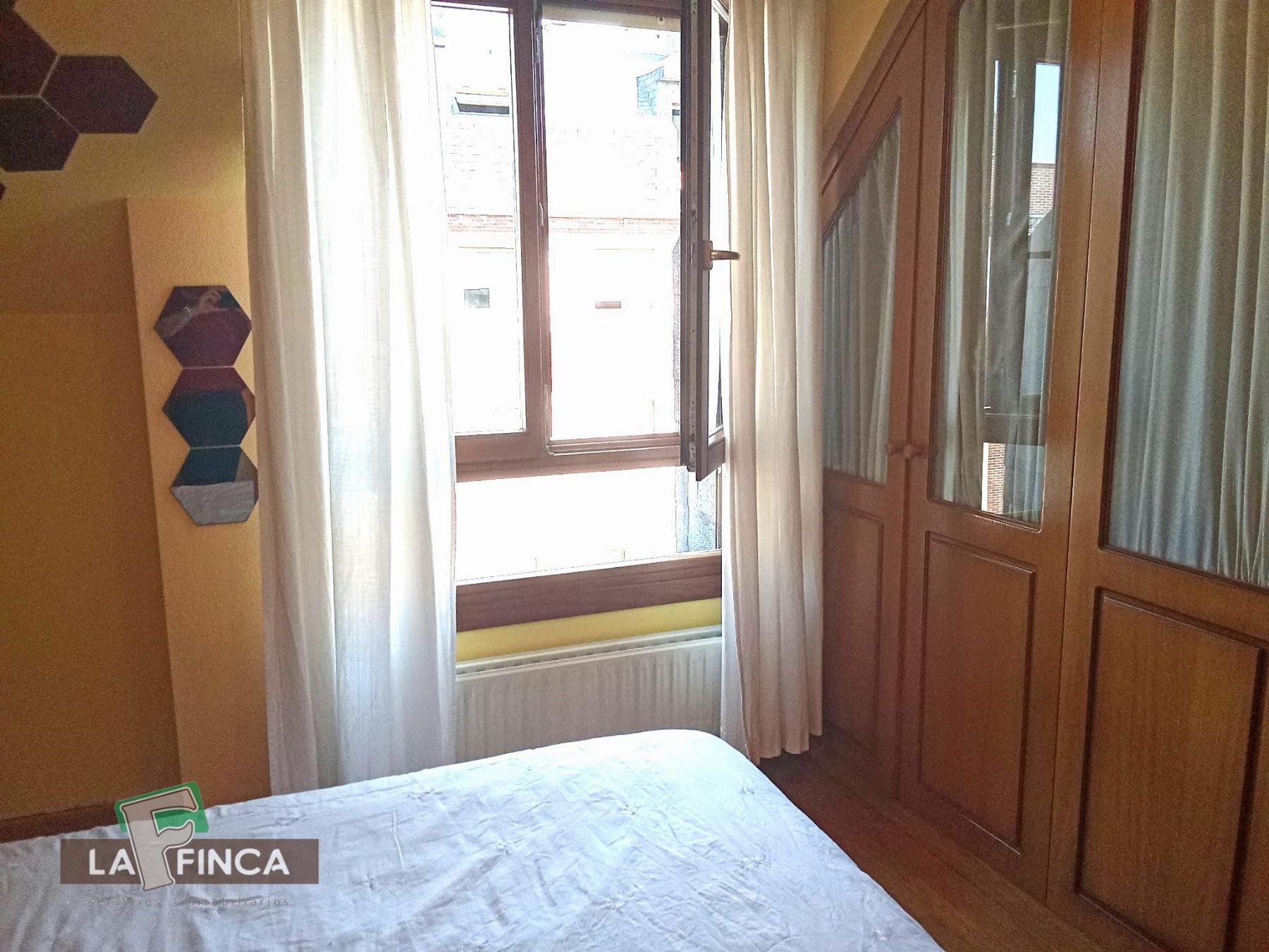 Venta de piso en Oviedo