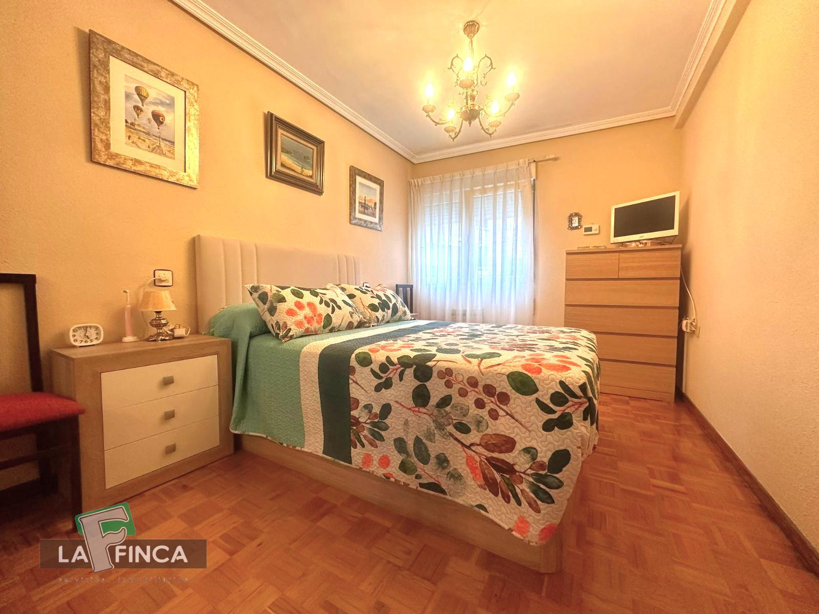 Venta de piso en Oviedo