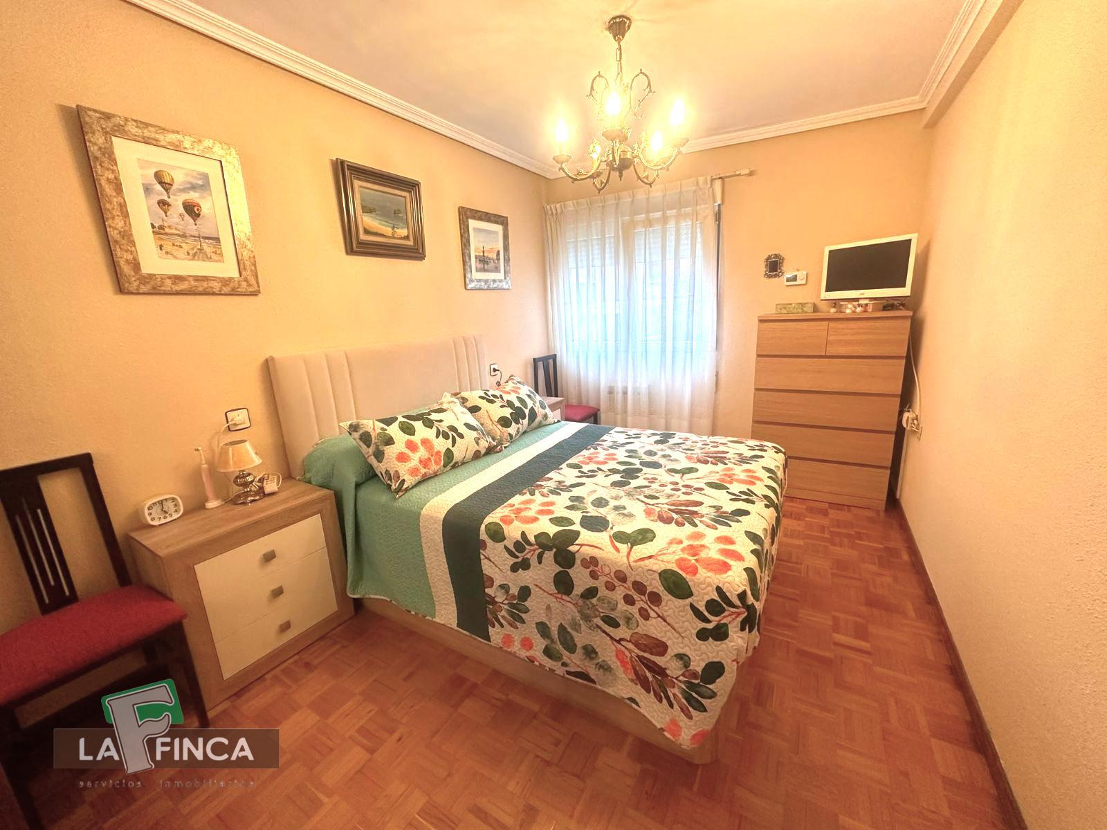 Venta de piso en Oviedo
