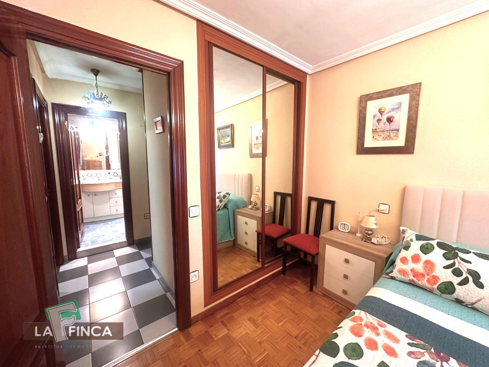 Venta de piso en Oviedo