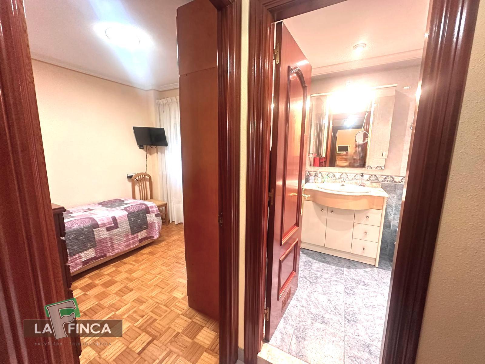 Venta de piso en Oviedo