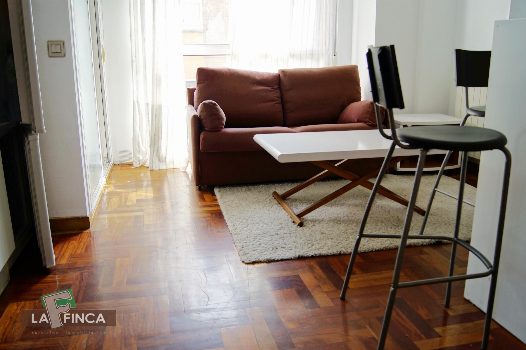 Venta de estudio en Oviedo