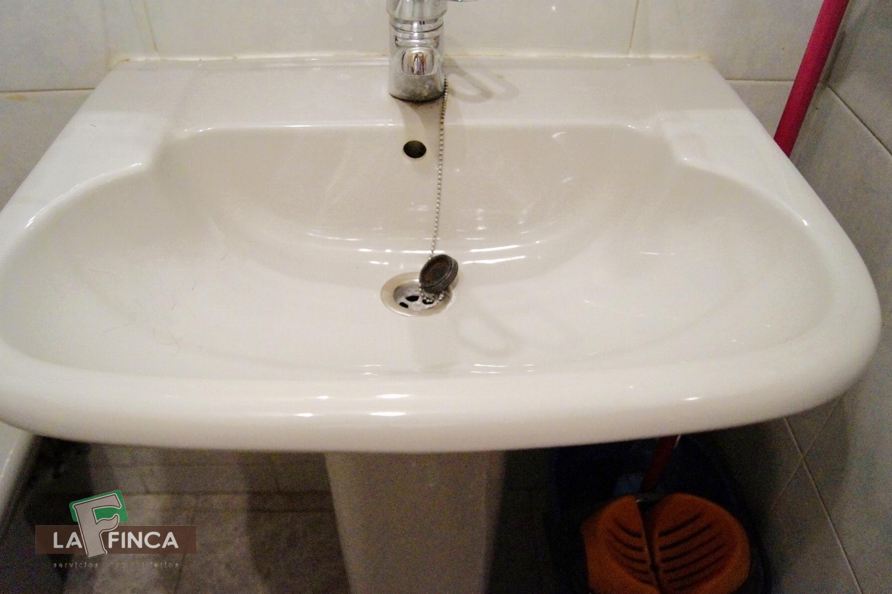 Venta de estudio en Oviedo