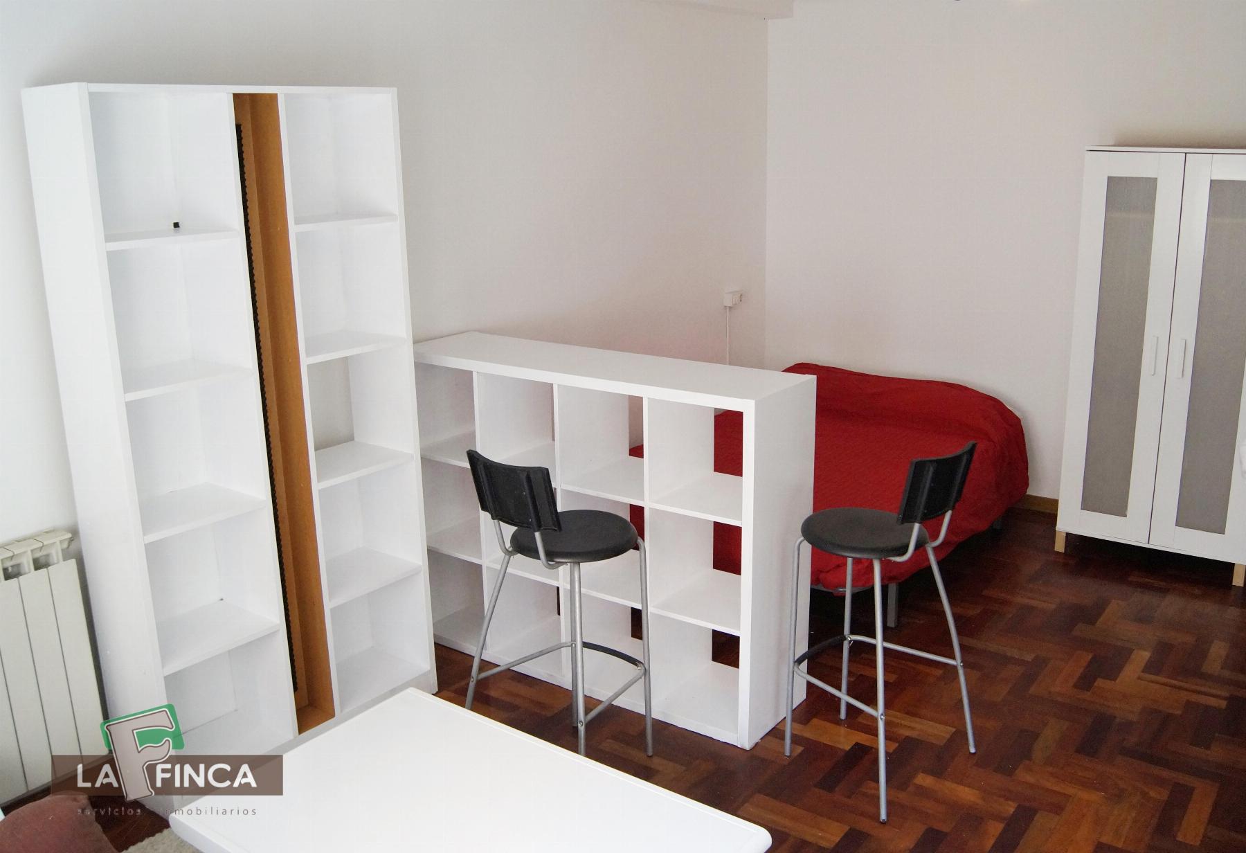 Venta de estudio en Oviedo