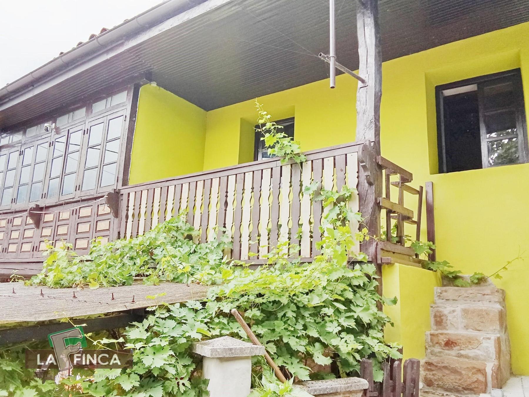 Venta de casa en Quirós