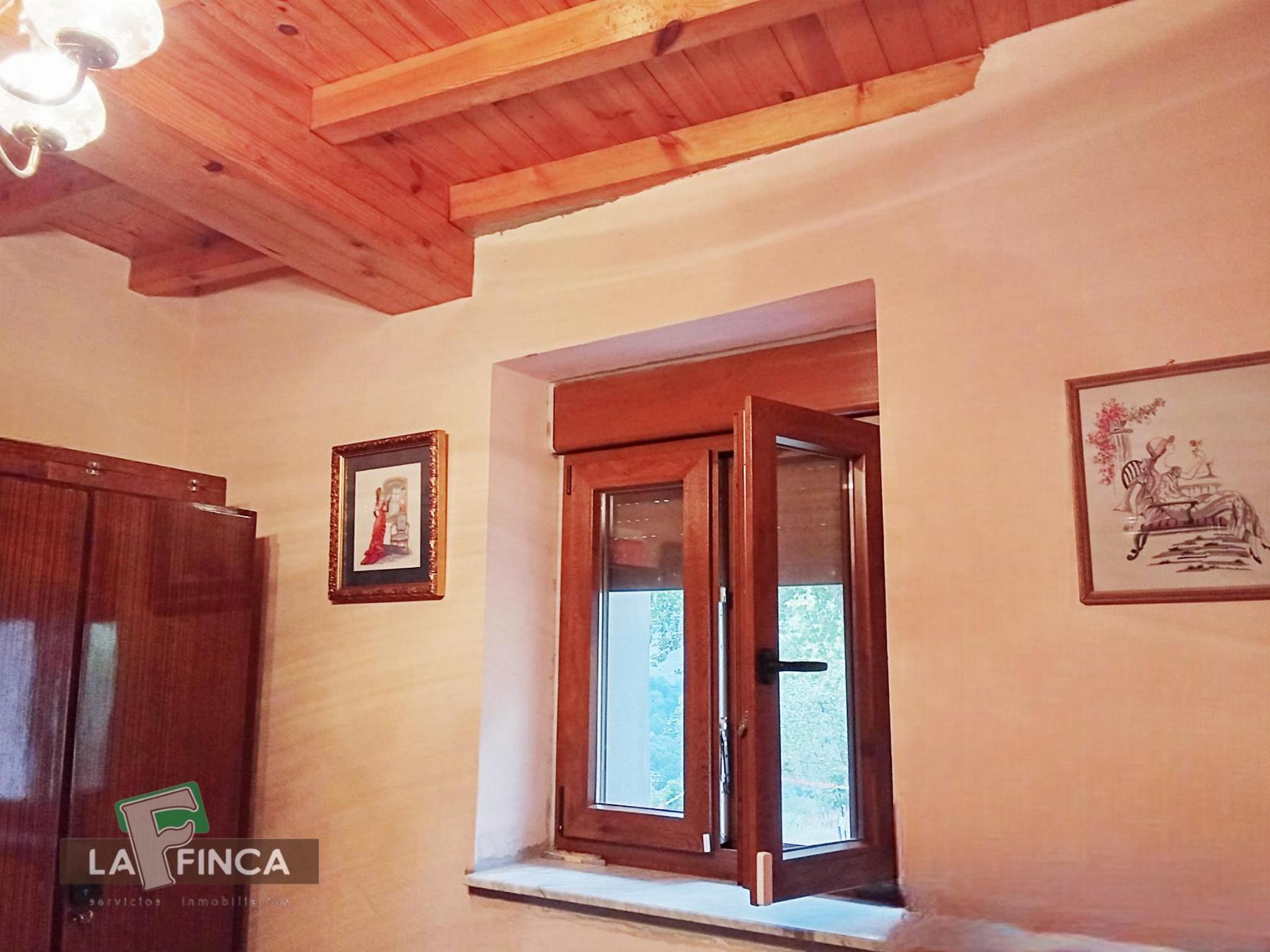 Venta de casa en Quirós