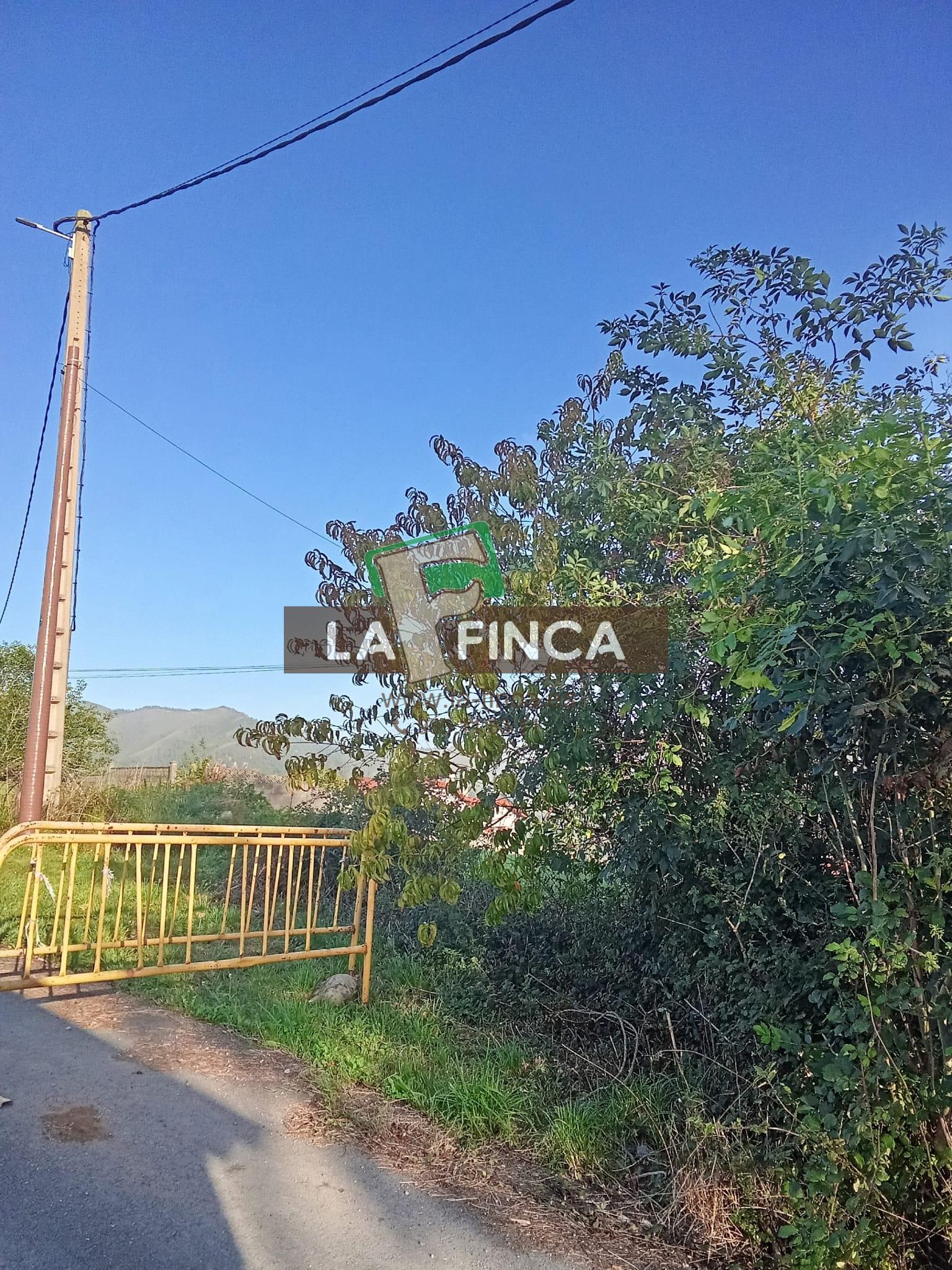 Venta de terreno en Illas