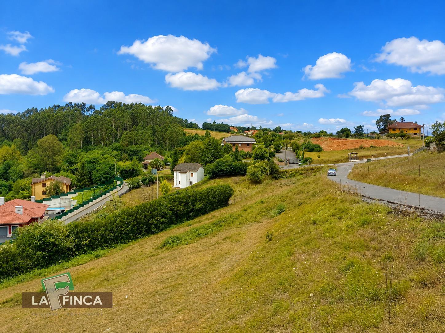 Venta de terreno en Las Regueras