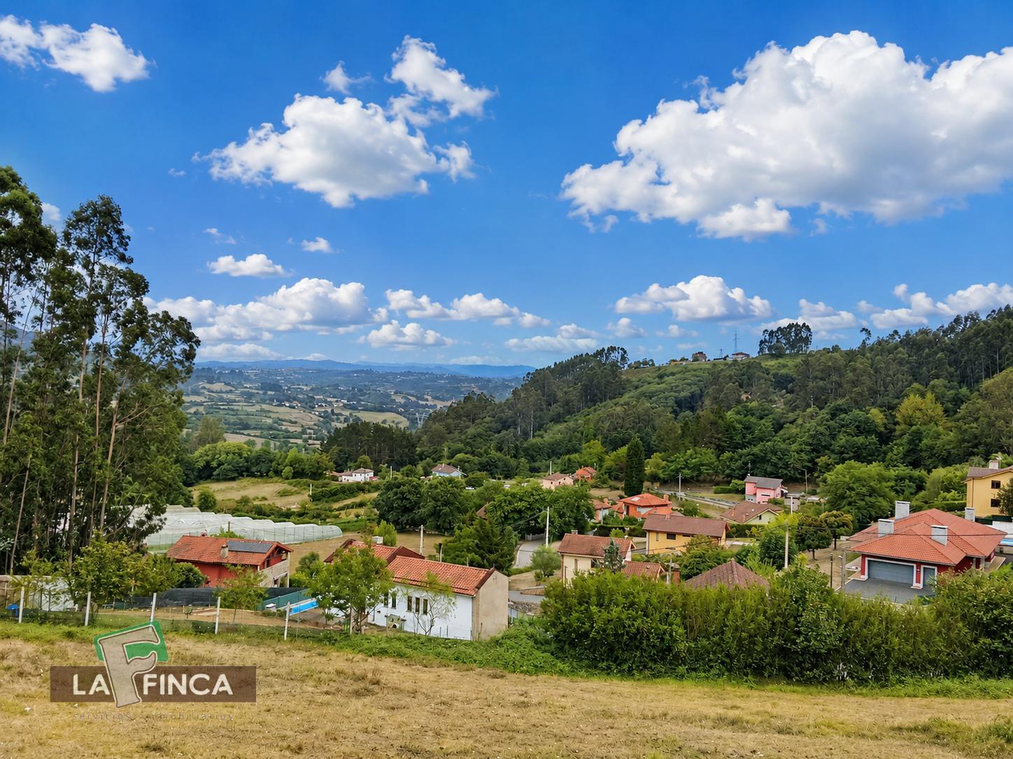Venta de terreno en Las Regueras
