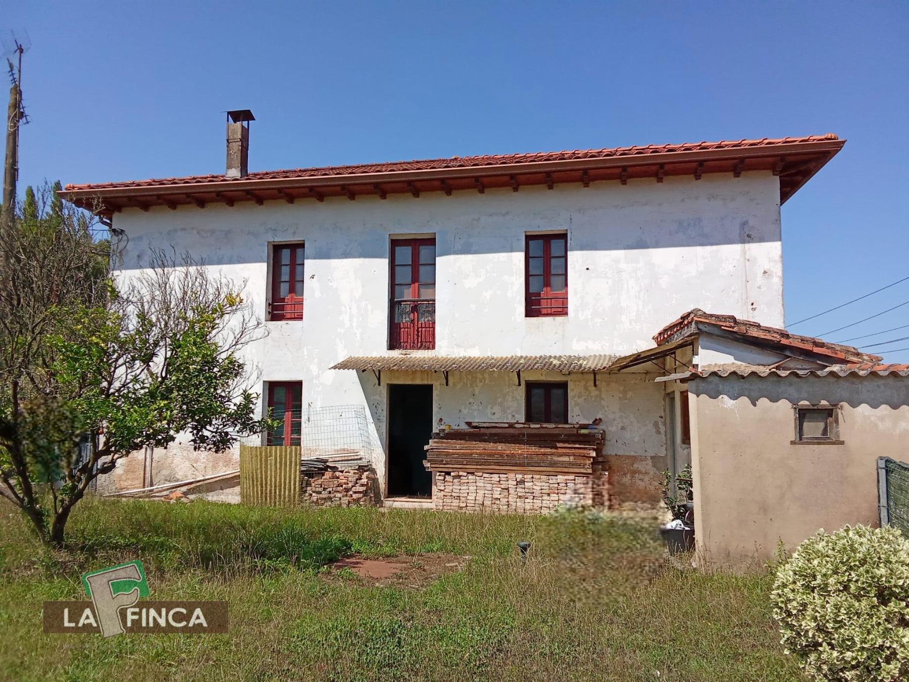 Venta de casa en Villaviciosa