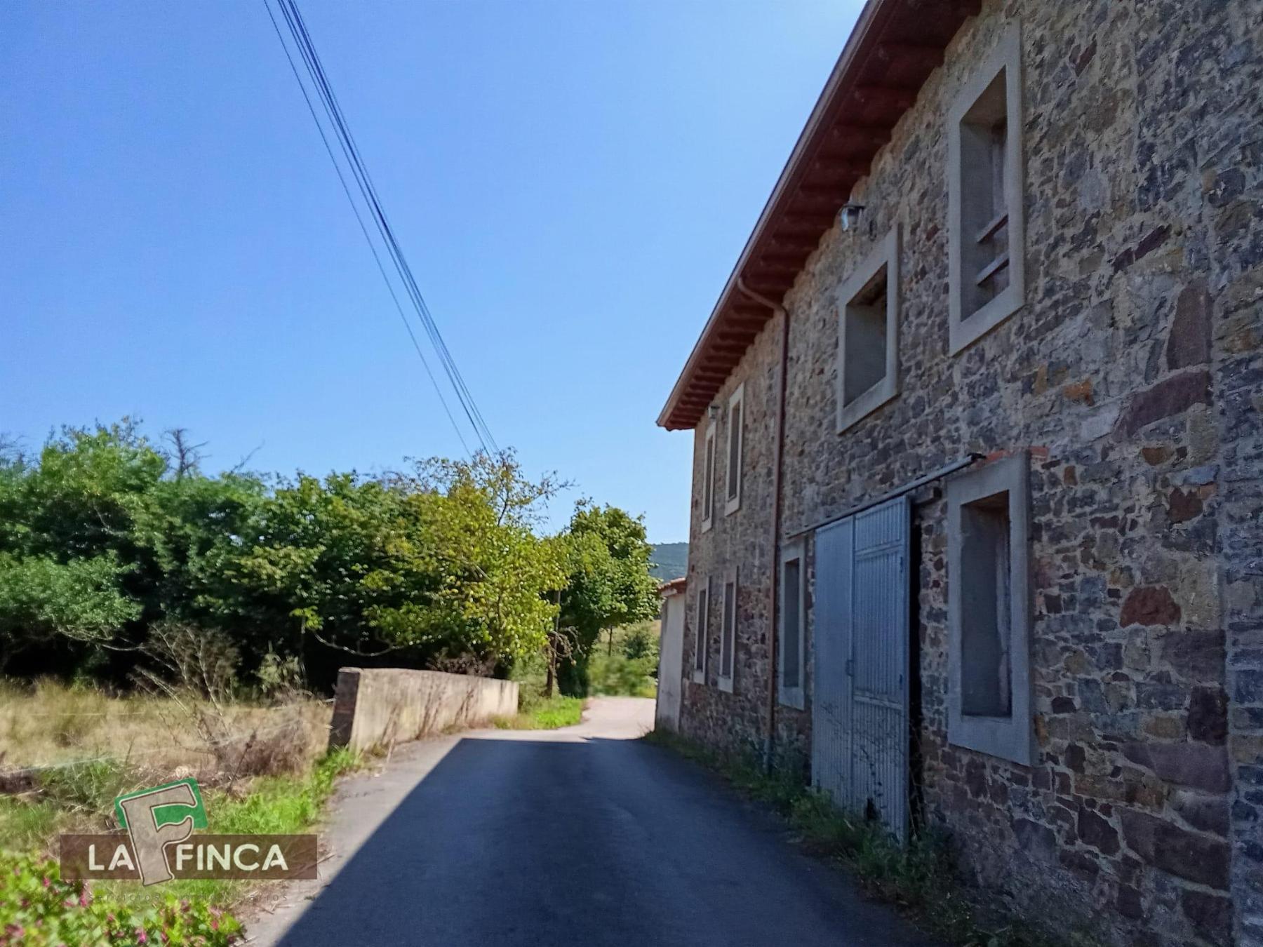 Venta de casa en Villaviciosa