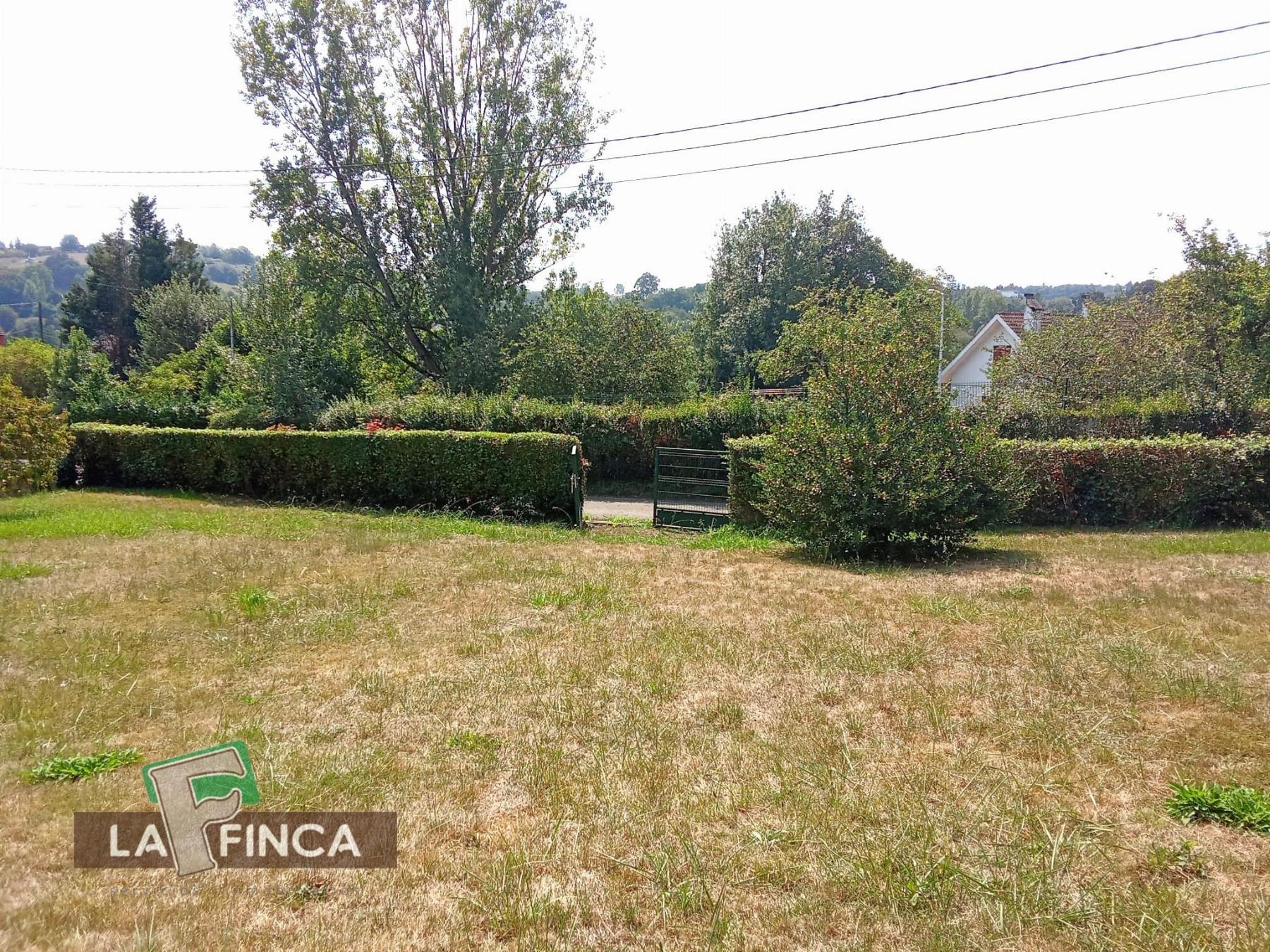 Venta de terreno en Oviedo