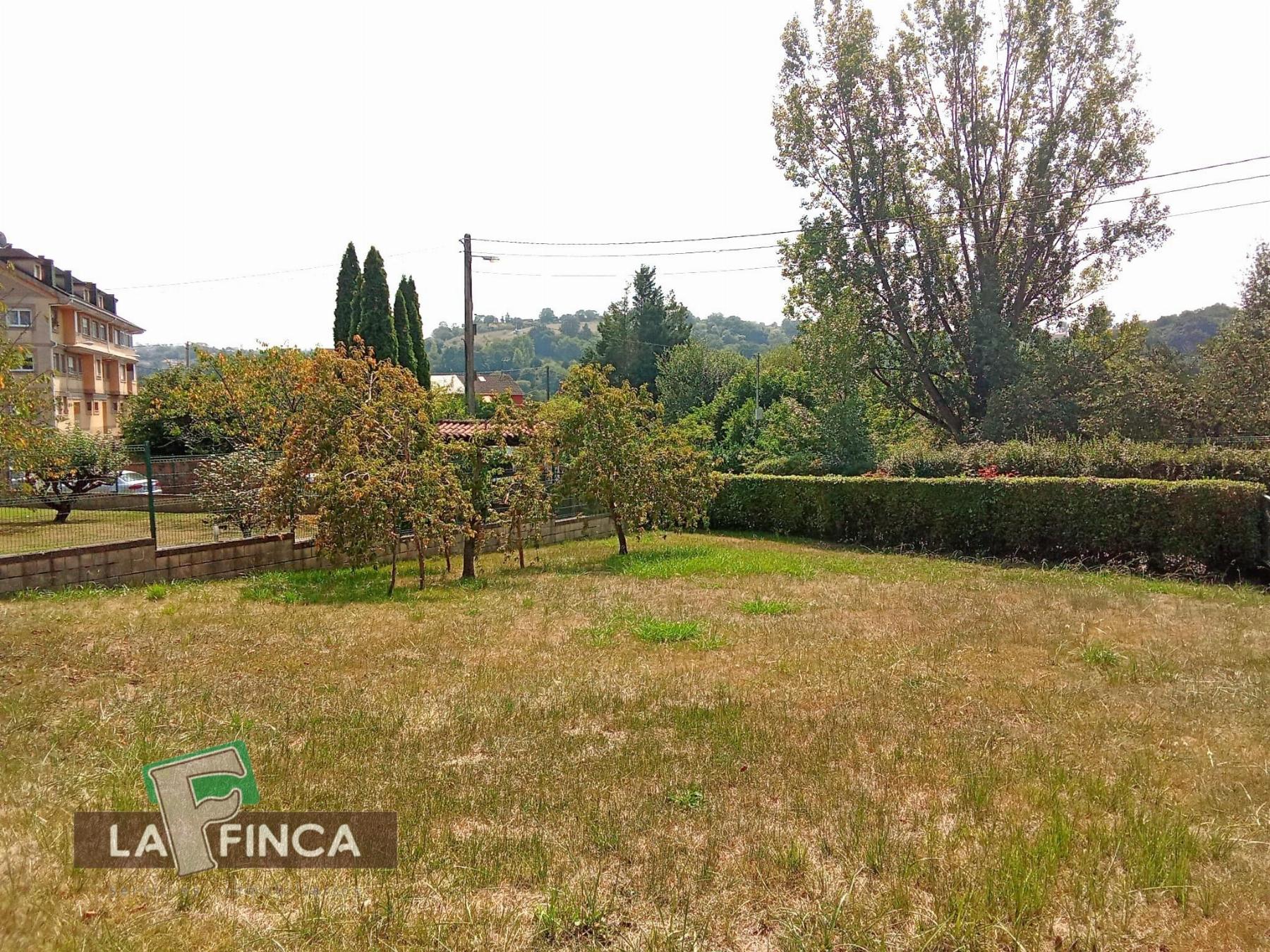 Venta de terreno en Oviedo