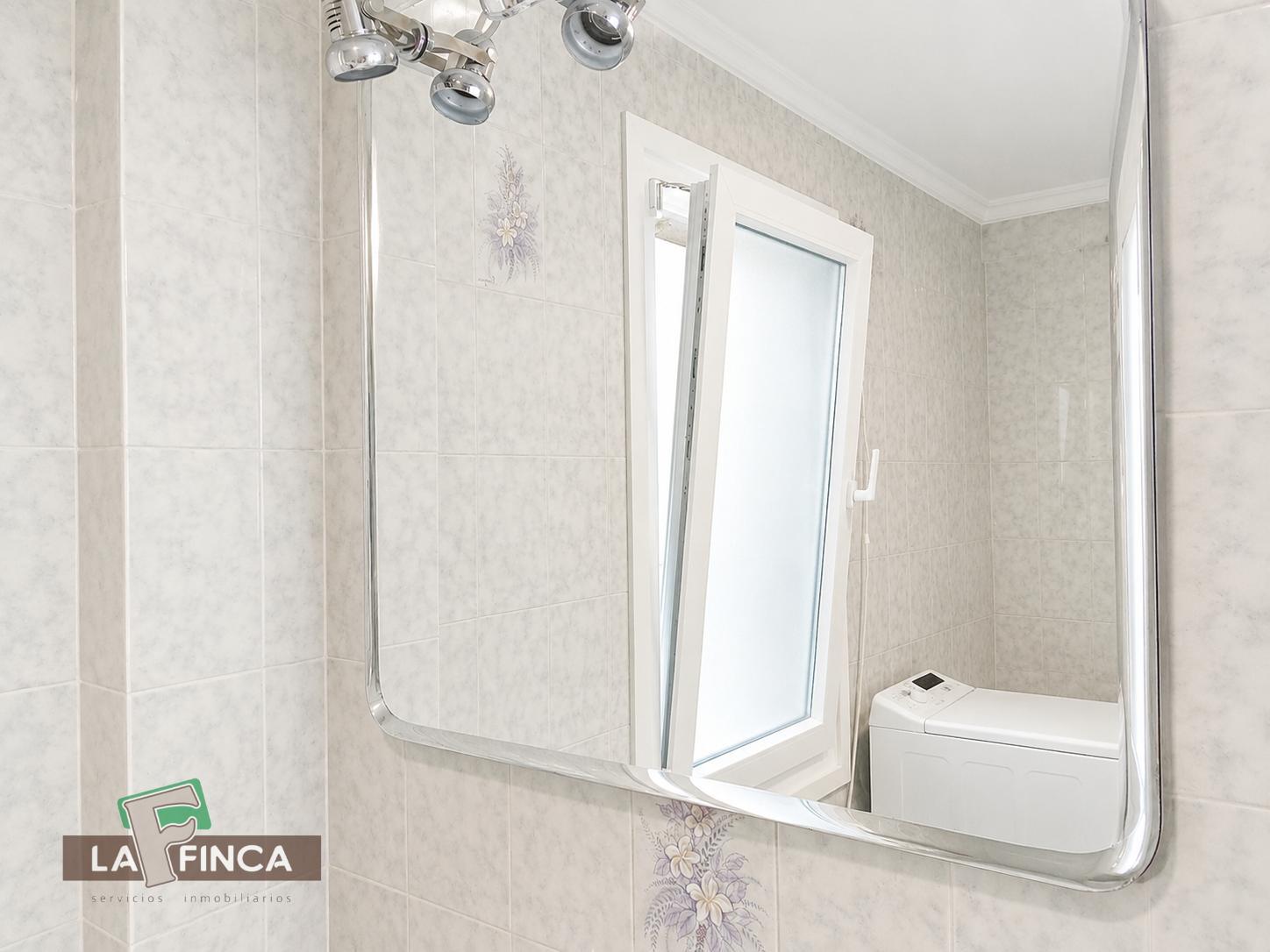 For sale of flat in Gijón