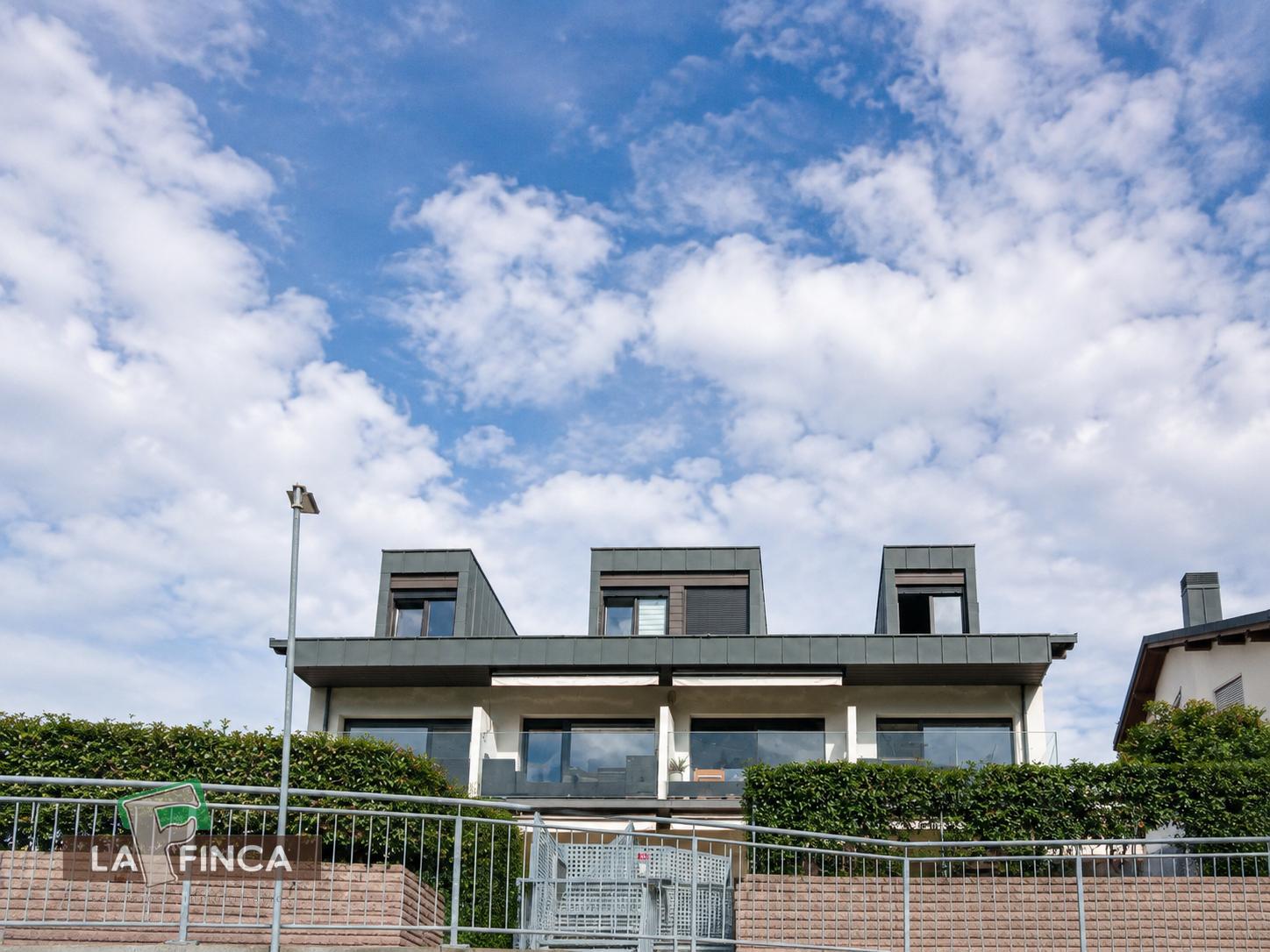 Venta de chalet en Caravia