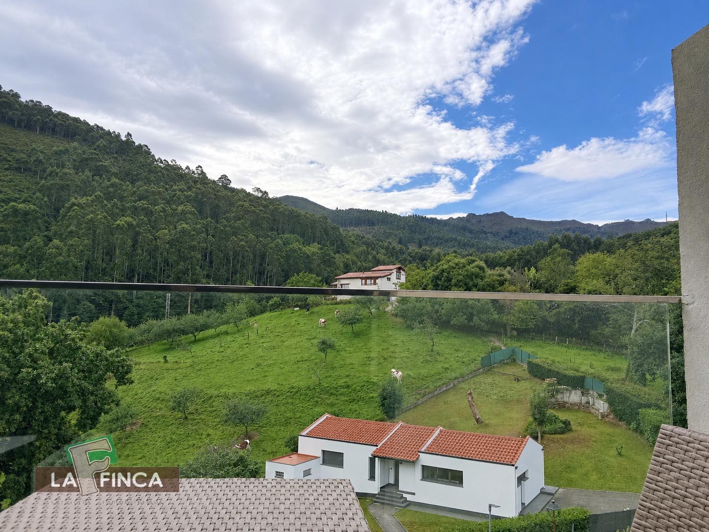 Venta de chalet en Caravia