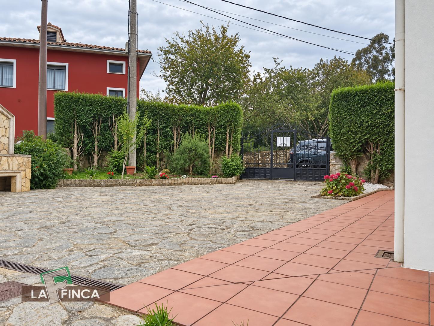 Venta de casa en Pravia