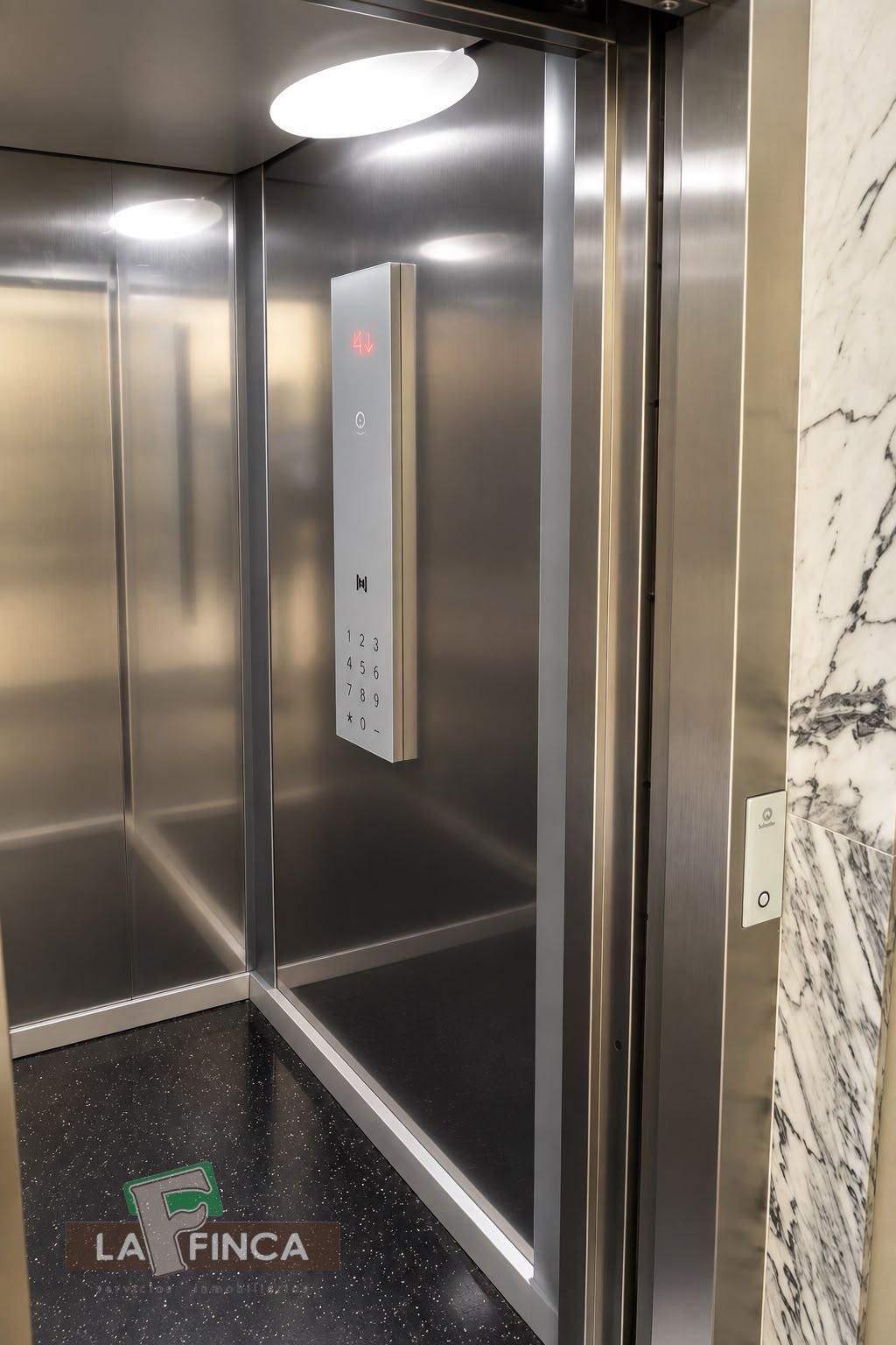 Venta de piso en Oviedo