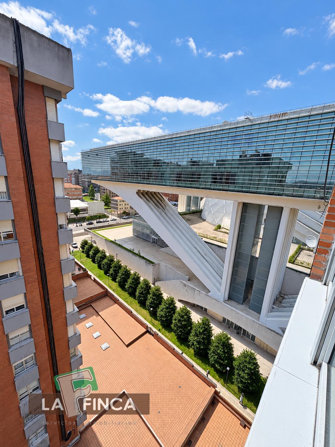 Venta de piso en Oviedo