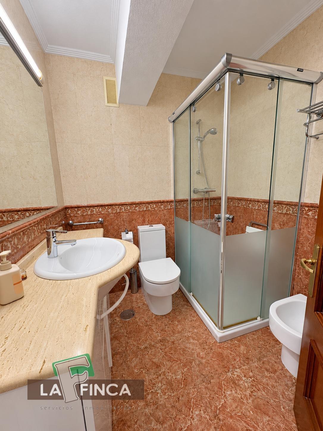 Venta de piso en Oviedo