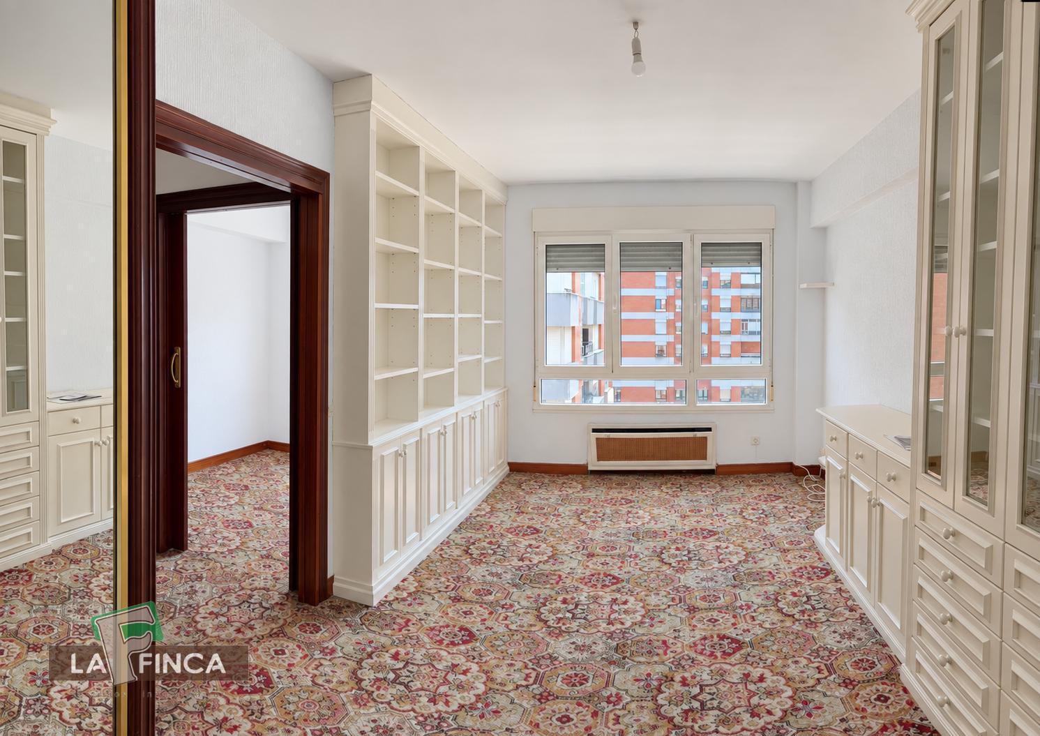 Venta de piso en Oviedo