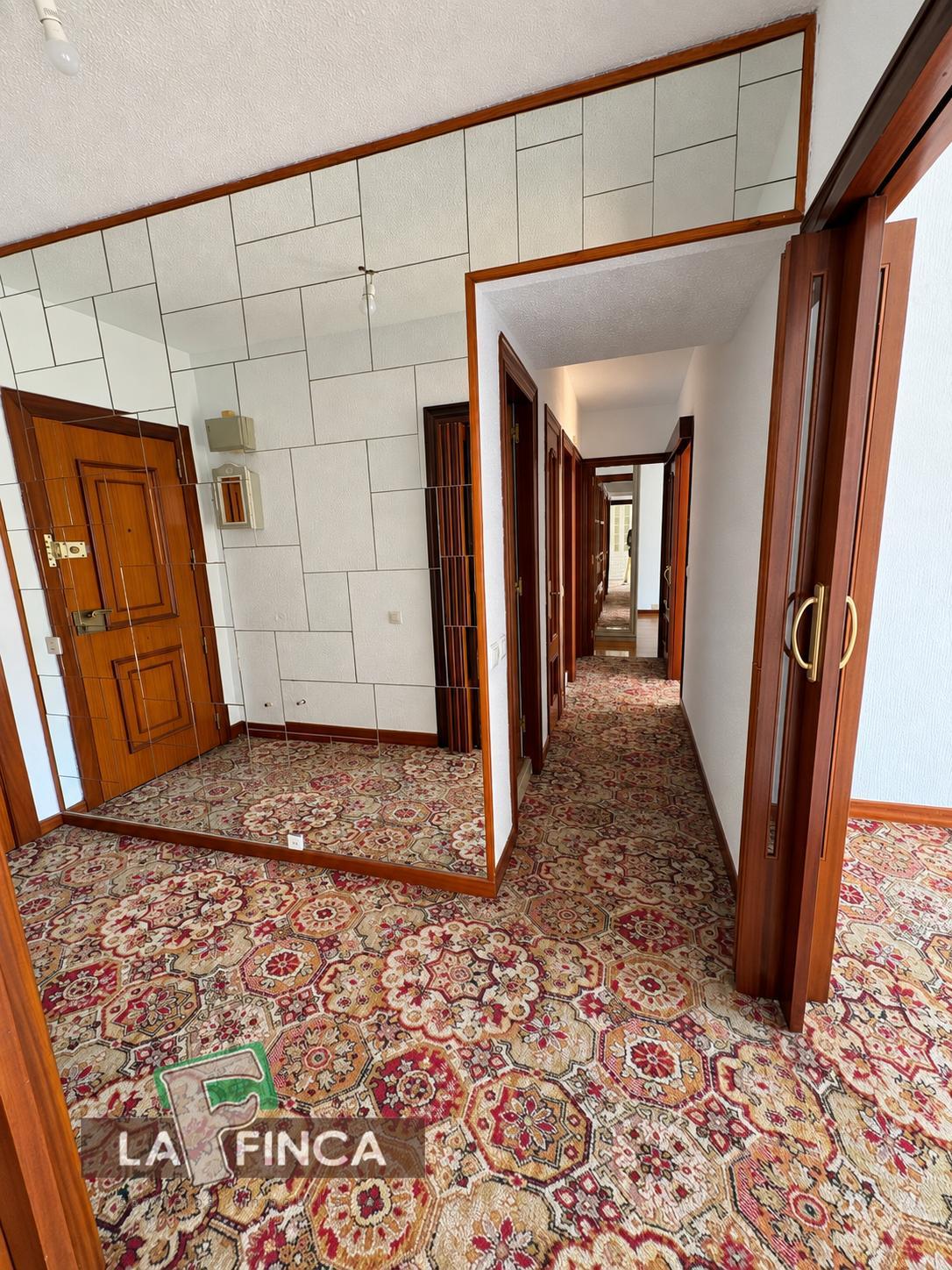 Venta de piso en Oviedo