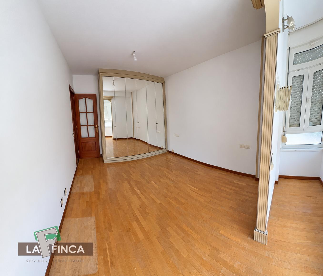 Venta de piso en Oviedo