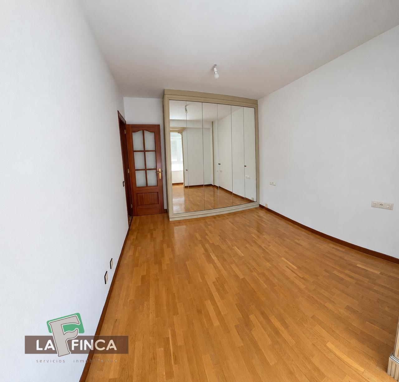 Venta de piso en Oviedo