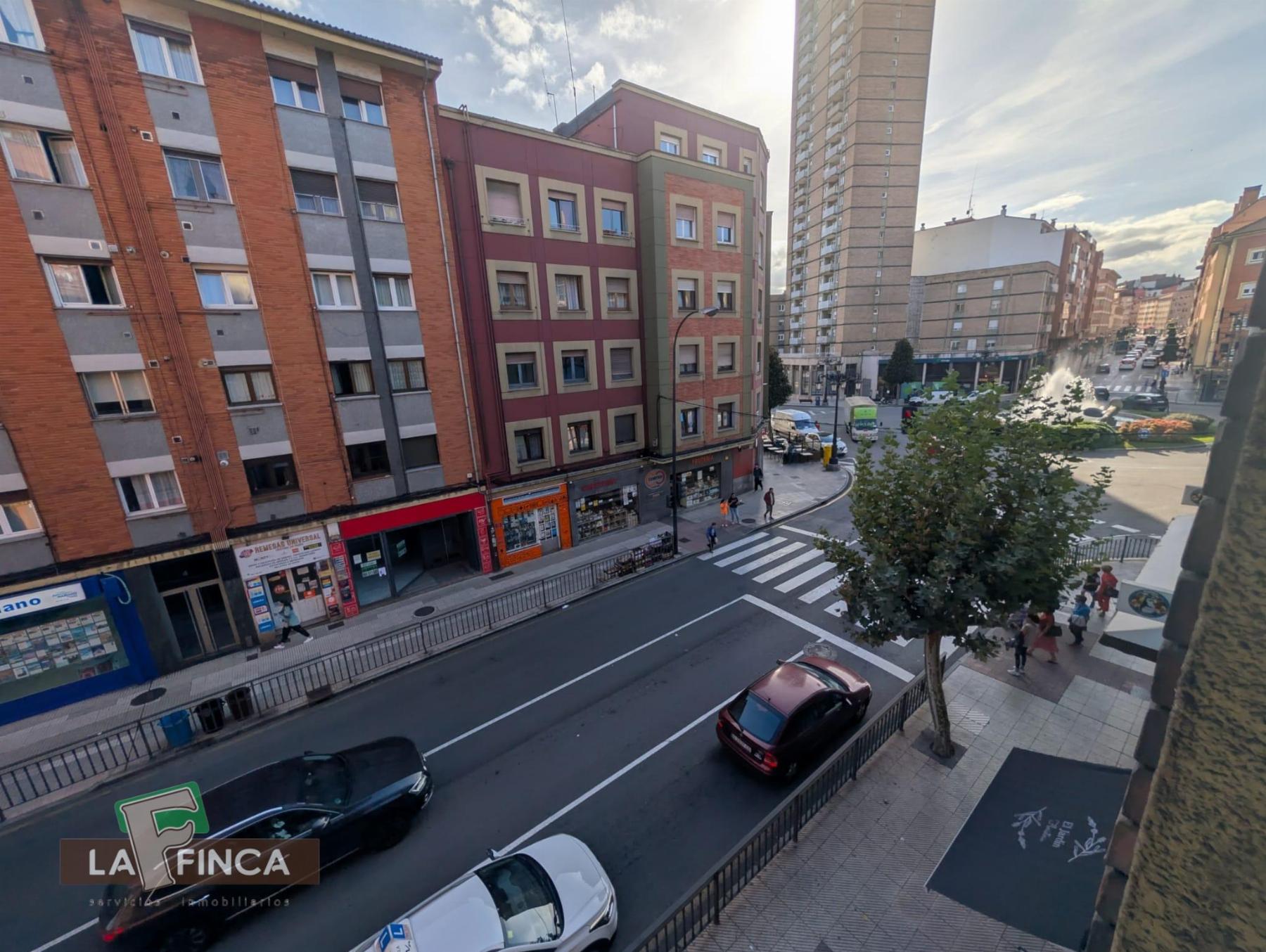 Venta de piso en Oviedo