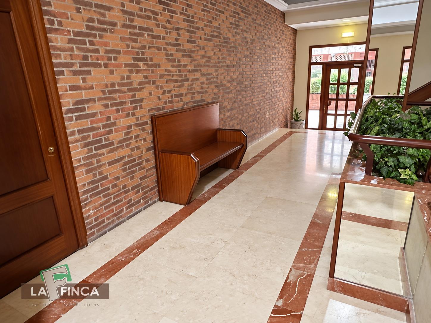 Venta de piso en Oviedo