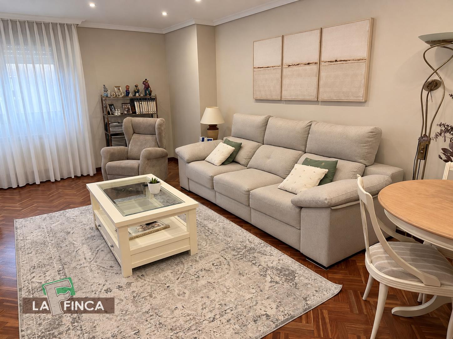 Venta de piso en Oviedo