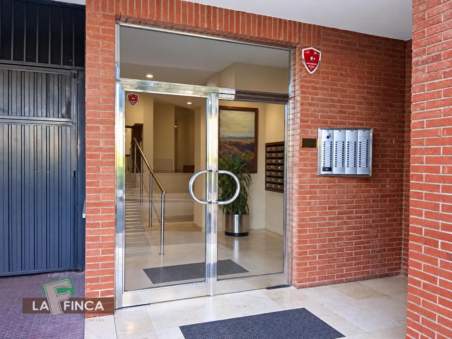 Venta de estudio en Oviedo