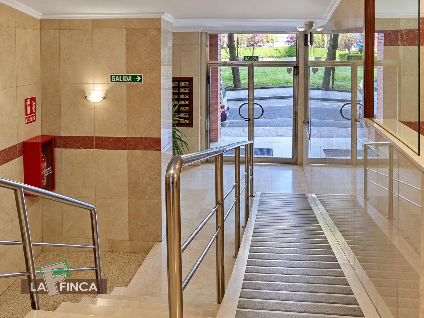 Venta de estudio en Oviedo
