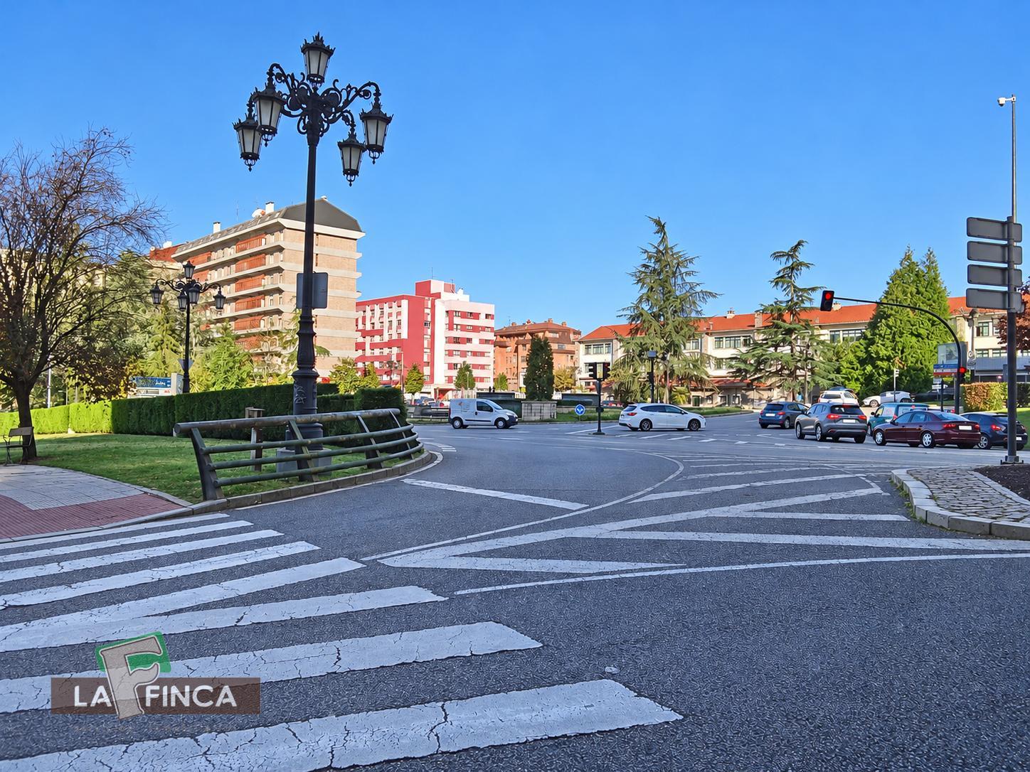 Venta de estudio en Oviedo