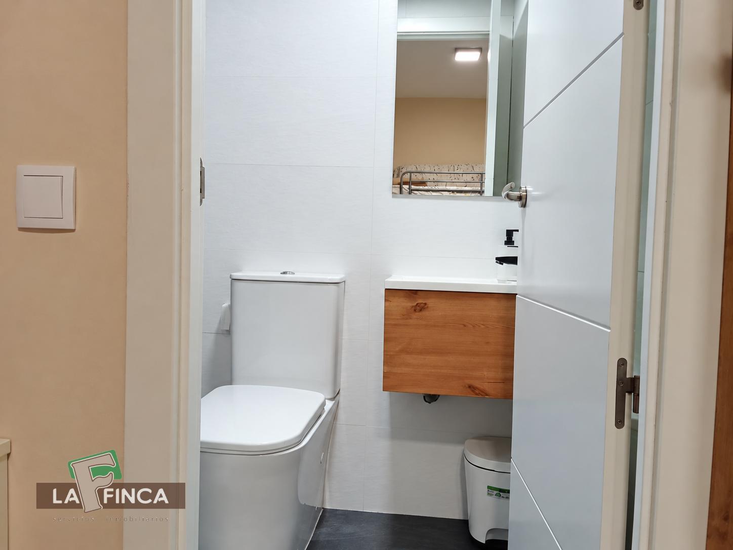 Venta de estudio en Oviedo