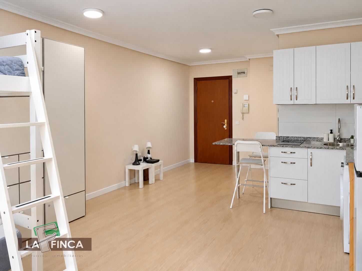 Venta de estudio en Oviedo