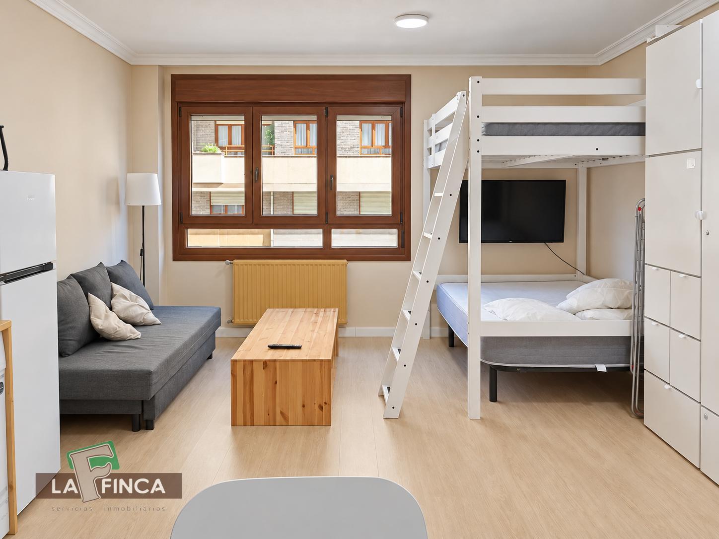 Venta de estudio en Oviedo