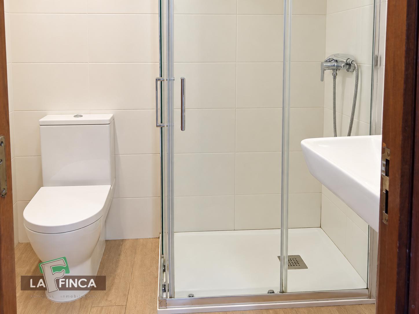 Venta de estudio en Oviedo