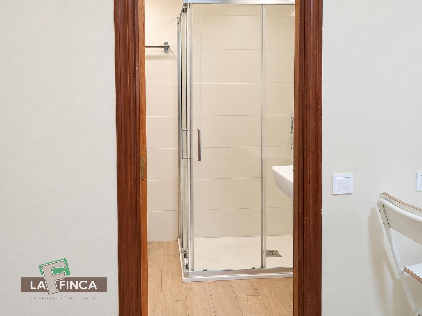 Venta de estudio en Oviedo