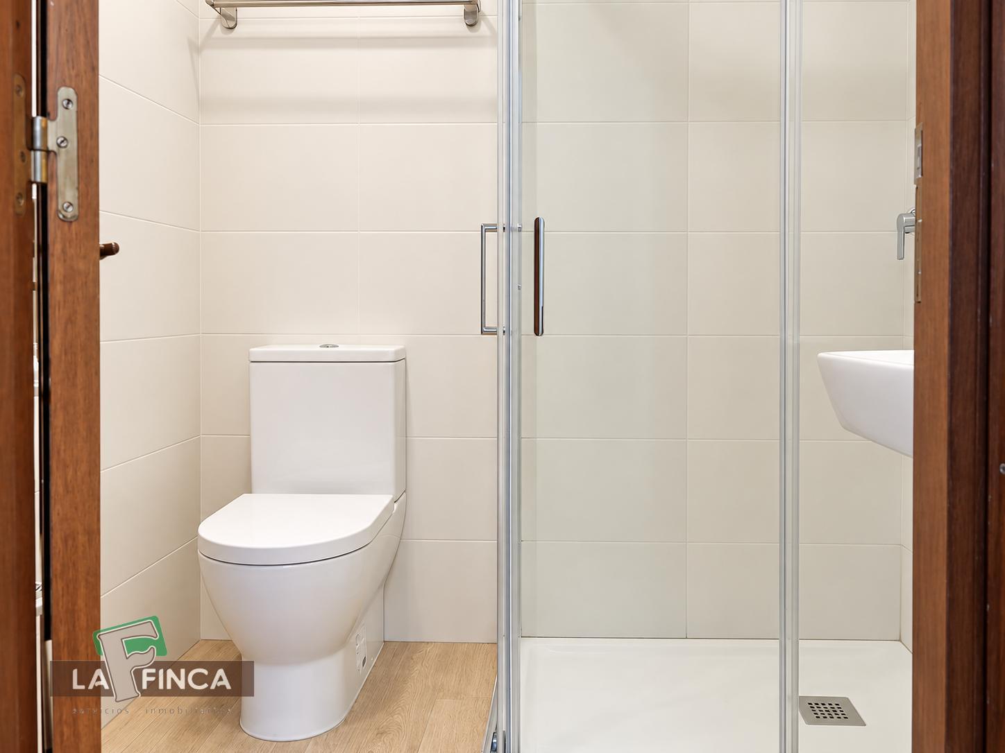 Venta de estudio en Oviedo