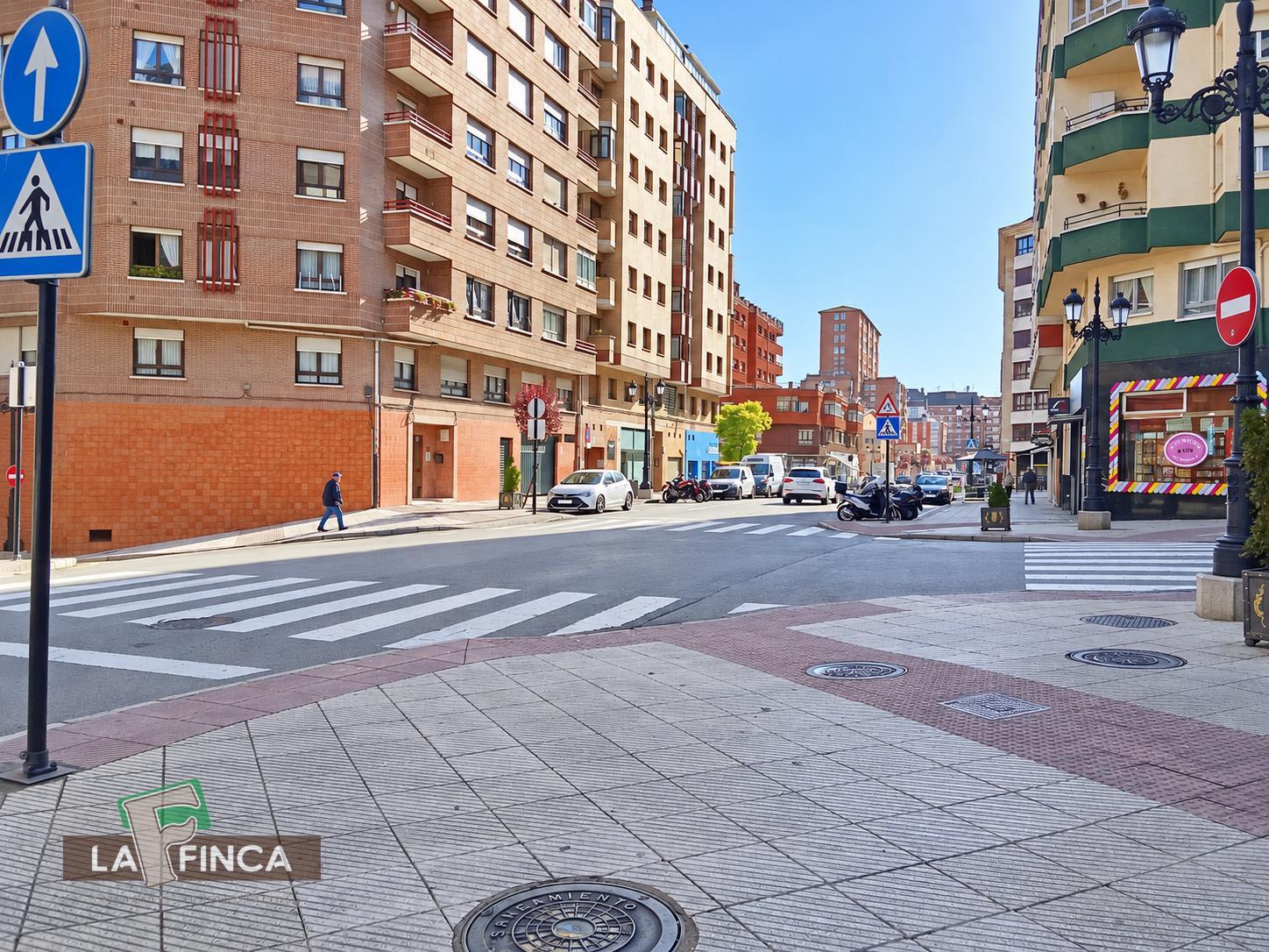 Venta de estudio en Oviedo