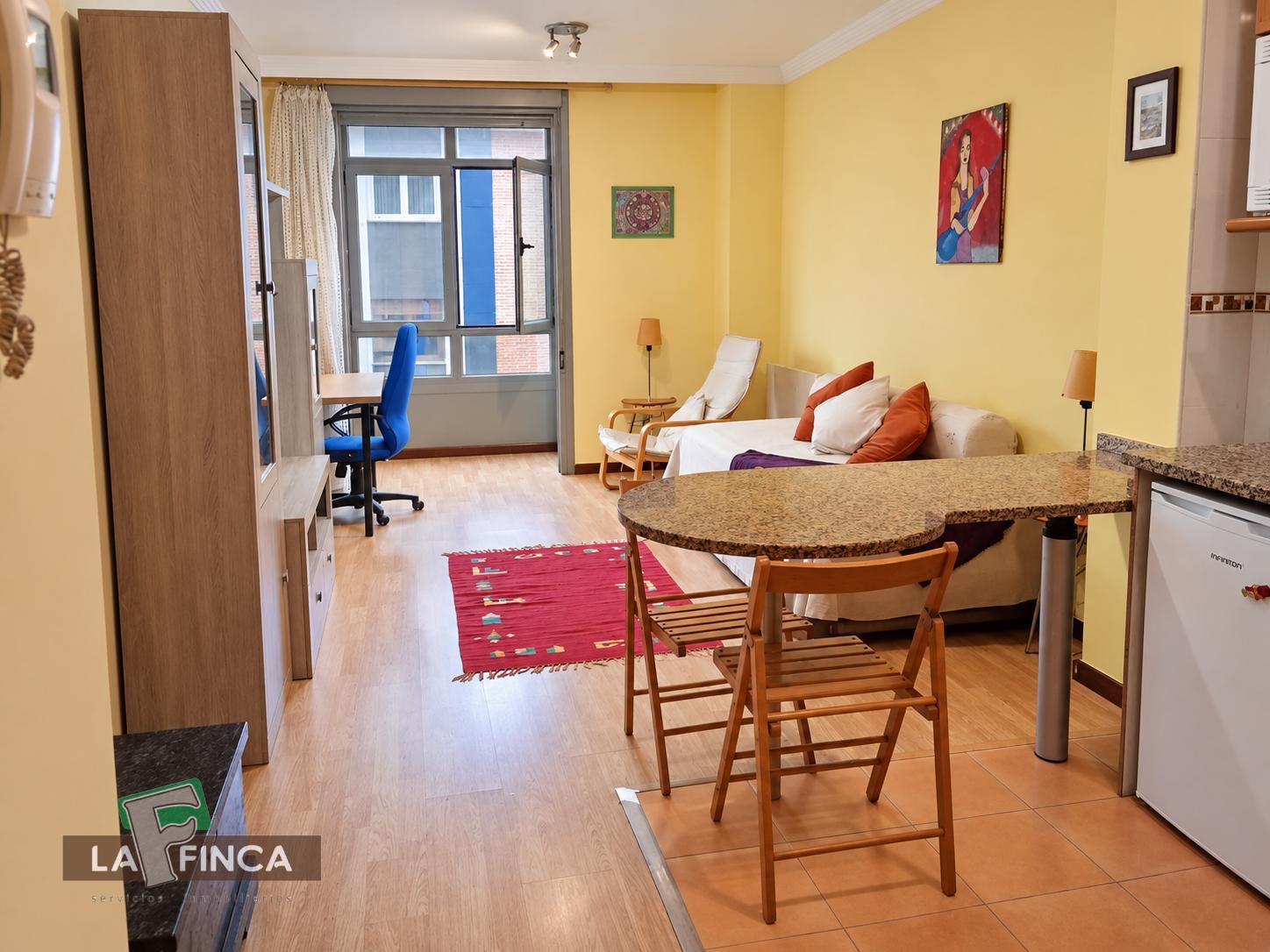 Venta de estudio en Oviedo
