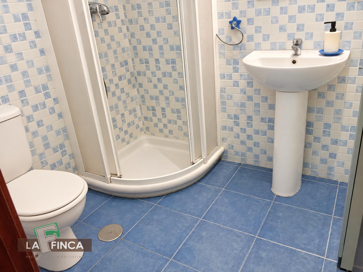 Venta de estudio en Oviedo