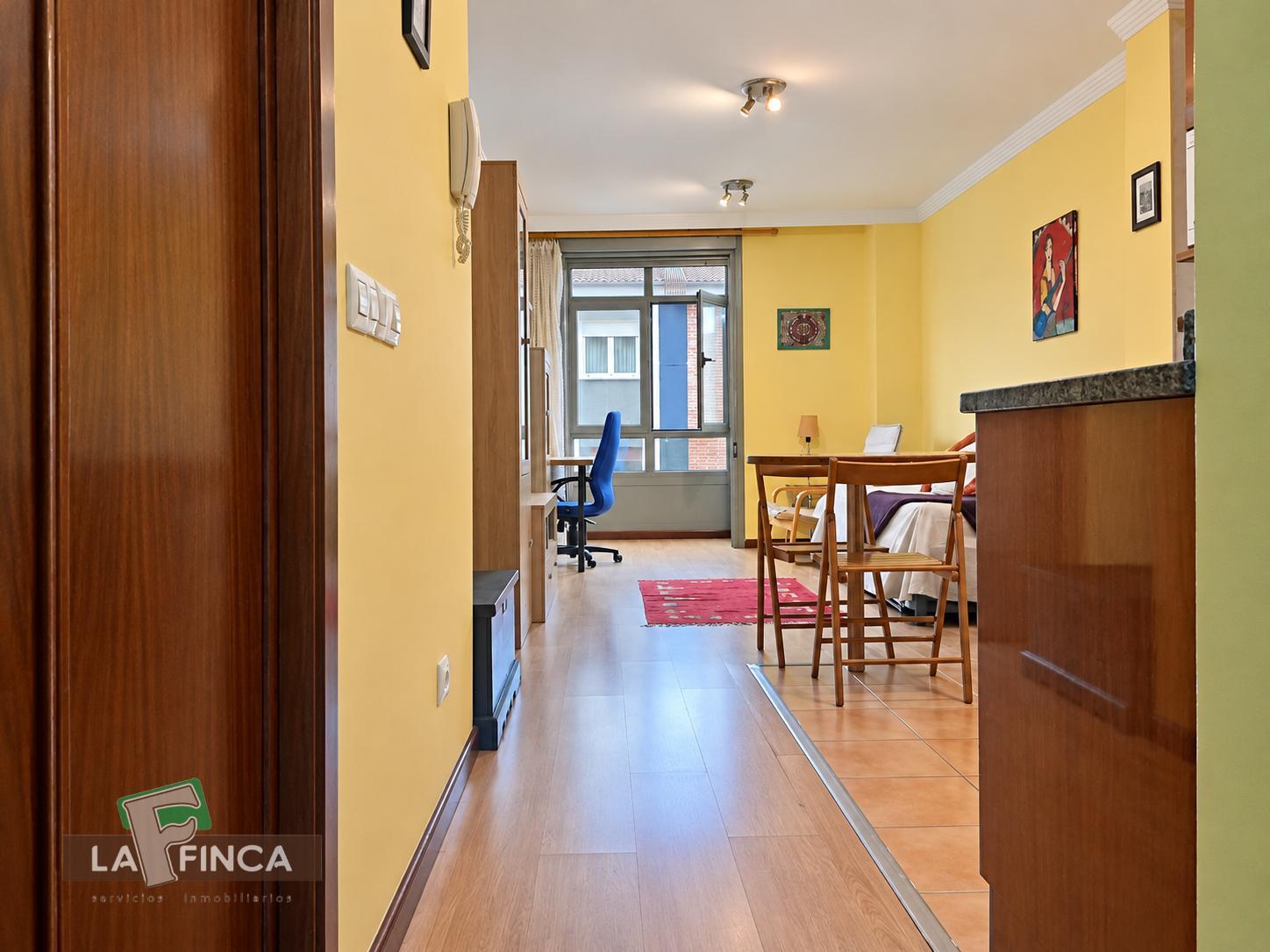Venta de estudio en Oviedo