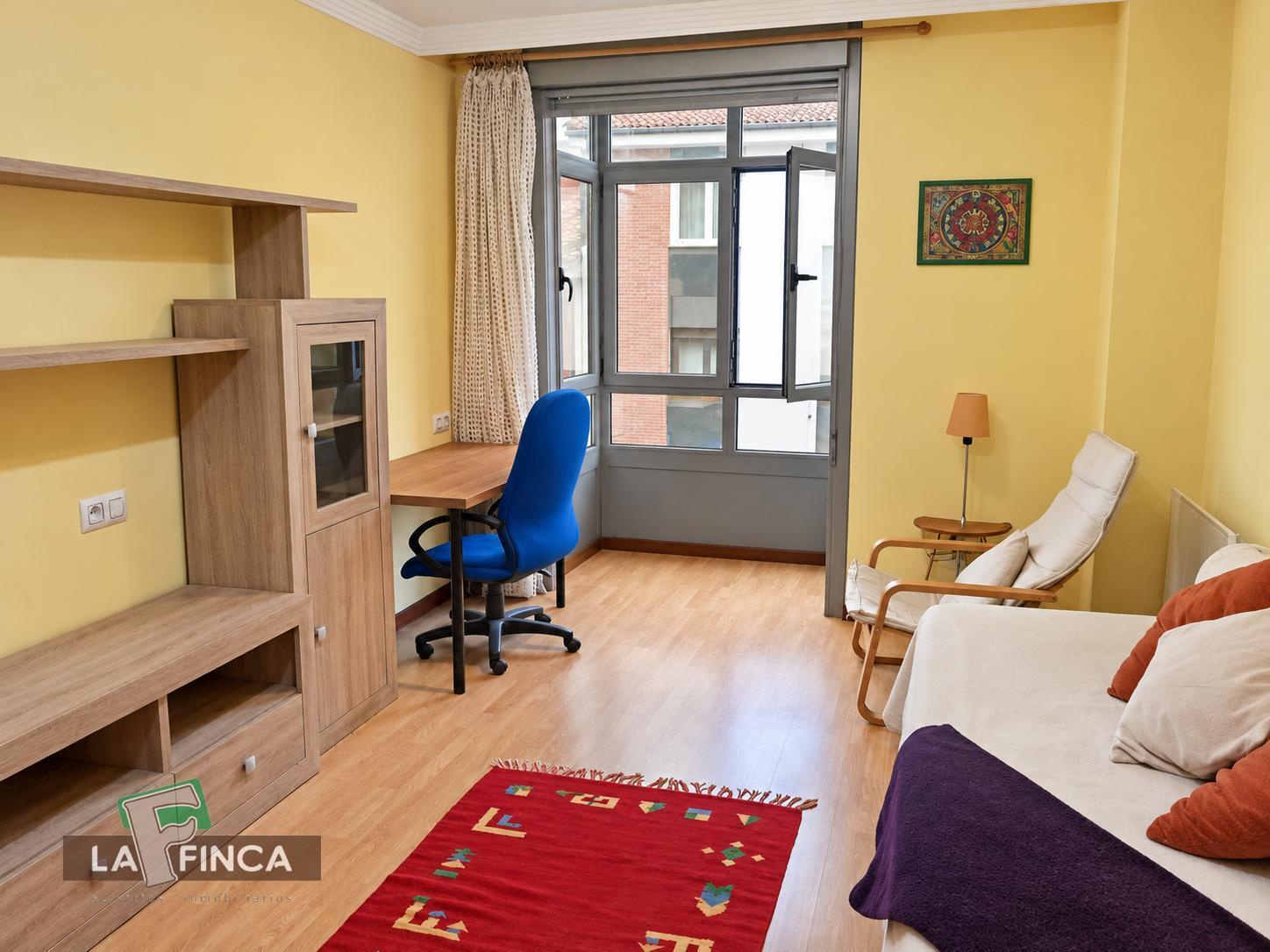 Venta de estudio en Oviedo
