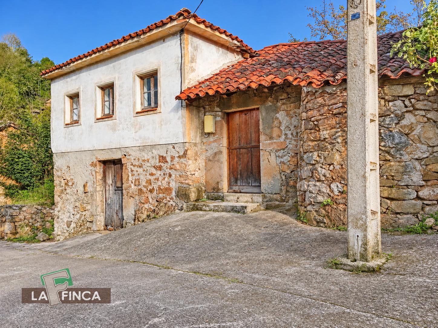 Venta de casa en Belmonte de Miranda