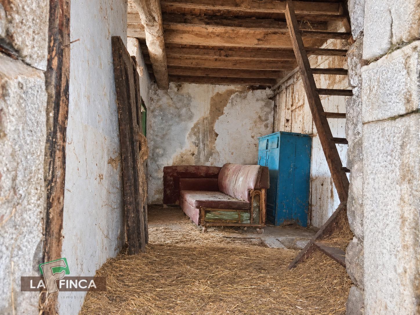 Venta de casa en Belmonte de Miranda